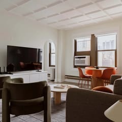 Luxury Designer Apartment 1003|Gold Coast/Old Town