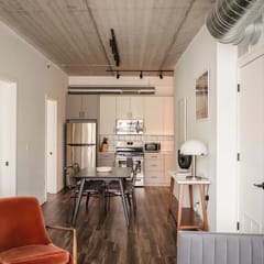 Luxury Designer Loft 202 | River North