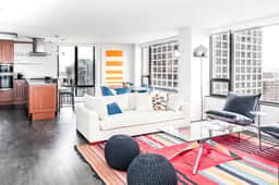 Luxury Designer Penthouse 3802 | Pool | Gold Coast - Image 2