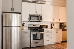 Luxury Designer Loft 202 | River North - Image 3