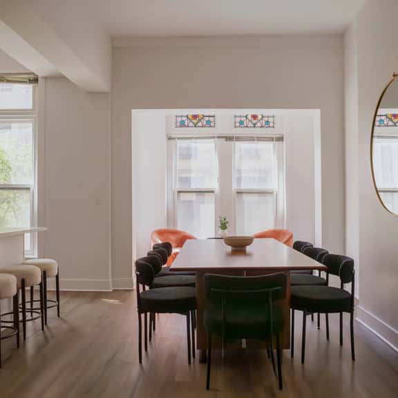 Designer Loft 3W | Heart of Gold Coast/River North - Image 1