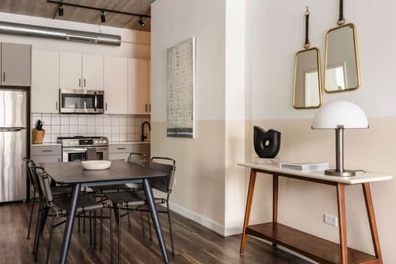 Luxury Designer Loft 402 | River North - Image 2